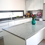 Au Bain Marie בית נופש *