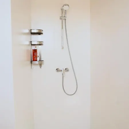 Au Bain Marie בית נופש *