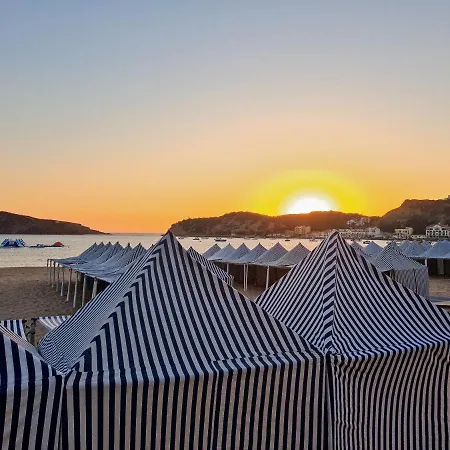 Au Bain Marie בית נופש